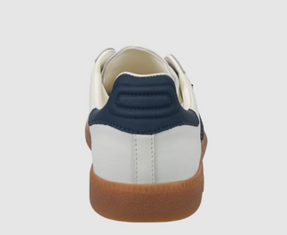 Back 70 Cloud Navy Sneakers