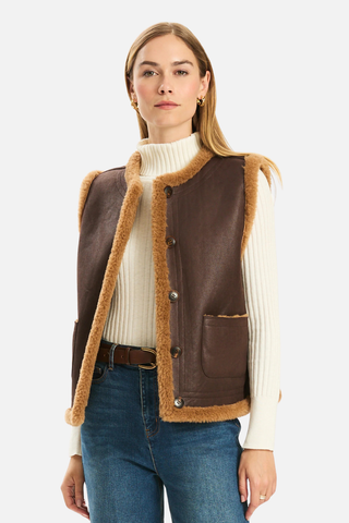 Tyler Boe Hyland Rev Sherpa Vest, Demitasse