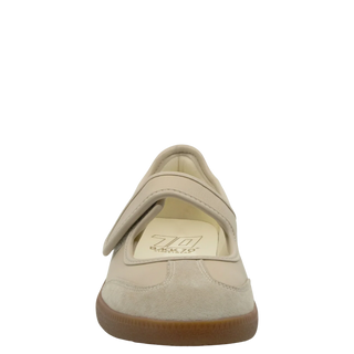 Back 70 Aja Beige Milk Sneakers